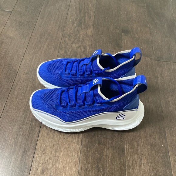 Under Armour Curry 8 Flow Like Water Size 8 - Picture 2 of 6